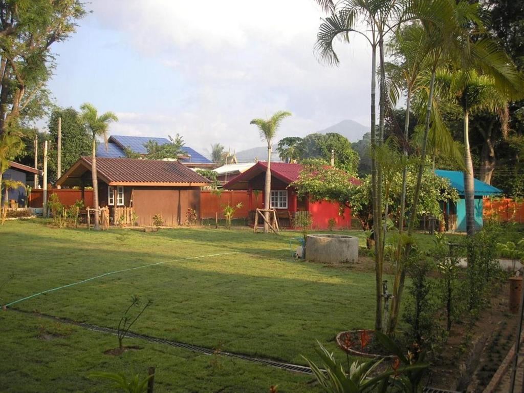 Tamarind Grand Resort Mae Sariang Esterno foto