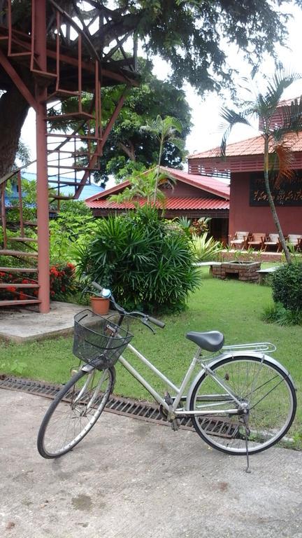 Tamarind Grand Resort Mae Sariang Esterno foto
